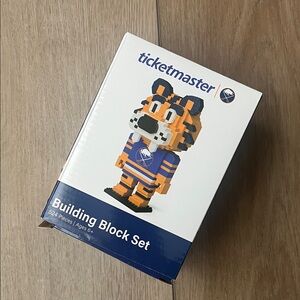 Buffalo Sabres Sabretooth Building Block Set